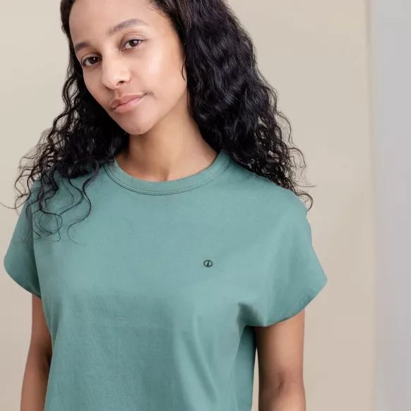 T-Shirt Nela | Grün aus Bio-Baumwolle - siebenKÄSEhoch