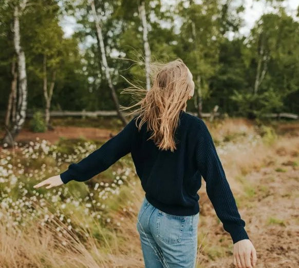 Pullover Mara | Marineblau aus Bio-Baumwolle - siebenKÄSEhoch